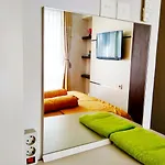 The Jarrdin Apartment - Krisna